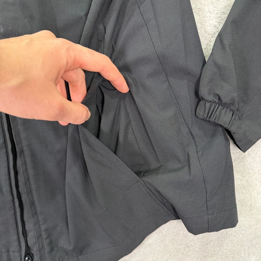 Travis Mathew Mens Large Full Zip Jacket Black Lightweight Stretch Golf Active - Picture 4 of 10